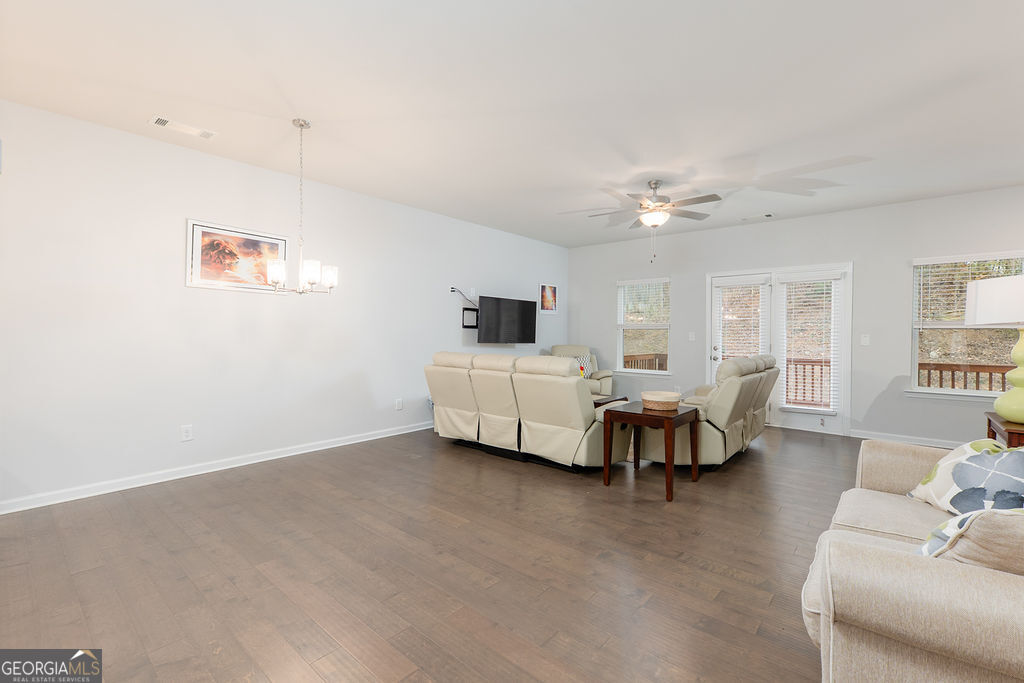 2527 Hedgeway Circle Kennesaw GA 30144