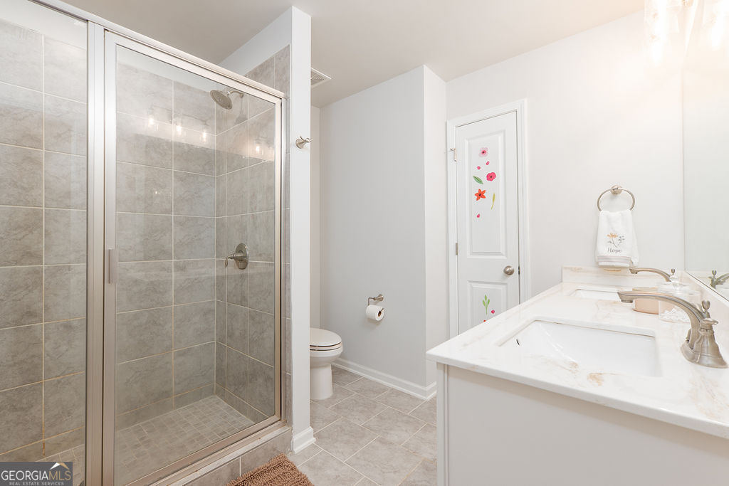 2527 Hedgeway Circle Kennesaw GA 30144