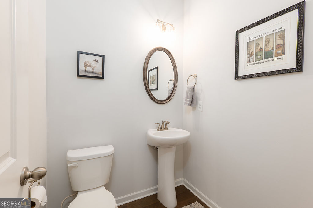 2527 Hedgeway Circle Kennesaw GA 30144