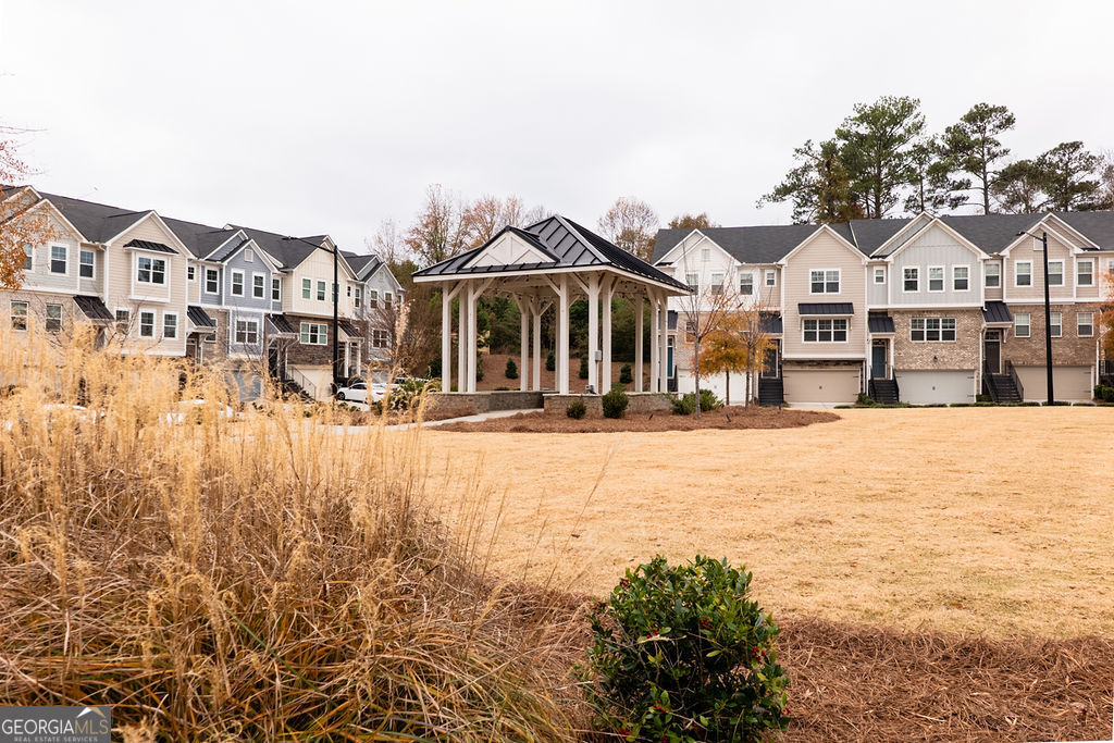 2527 Hedgeway Circle Kennesaw GA 30144
