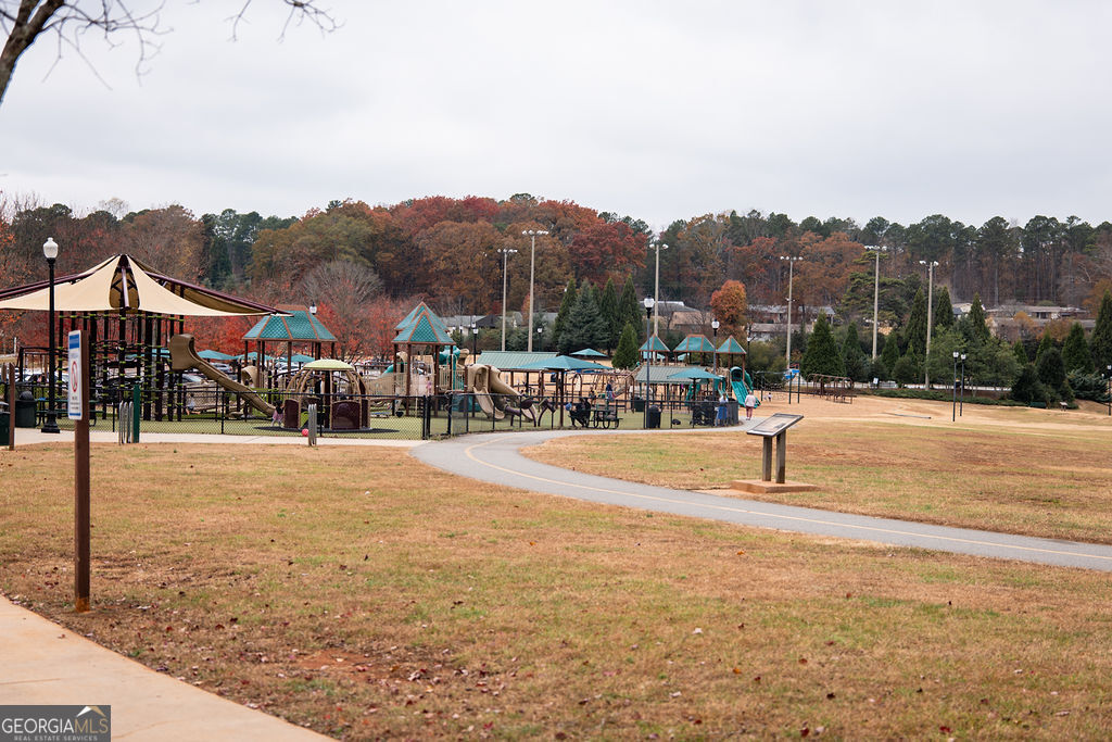 2527 Hedgeway Circle Kennesaw GA 30144