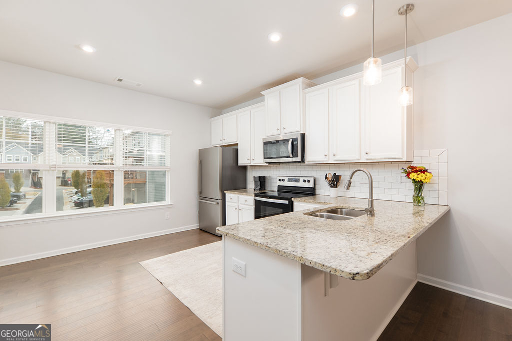 2527 Hedgeway Circle Kennesaw GA 30144