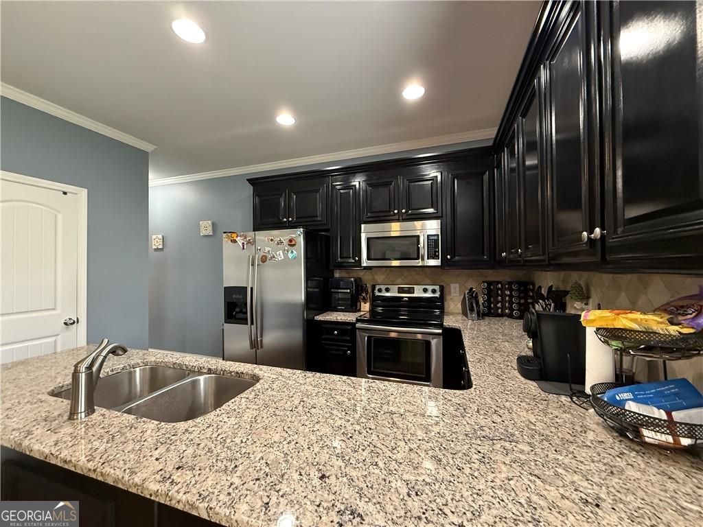 2261 Line Drive Lawrenceville GA 30043