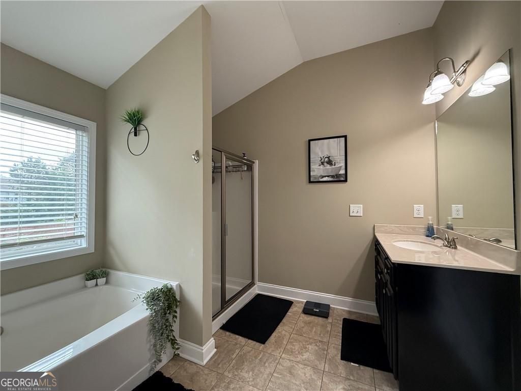 2261 Line Drive Lawrenceville GA 30043