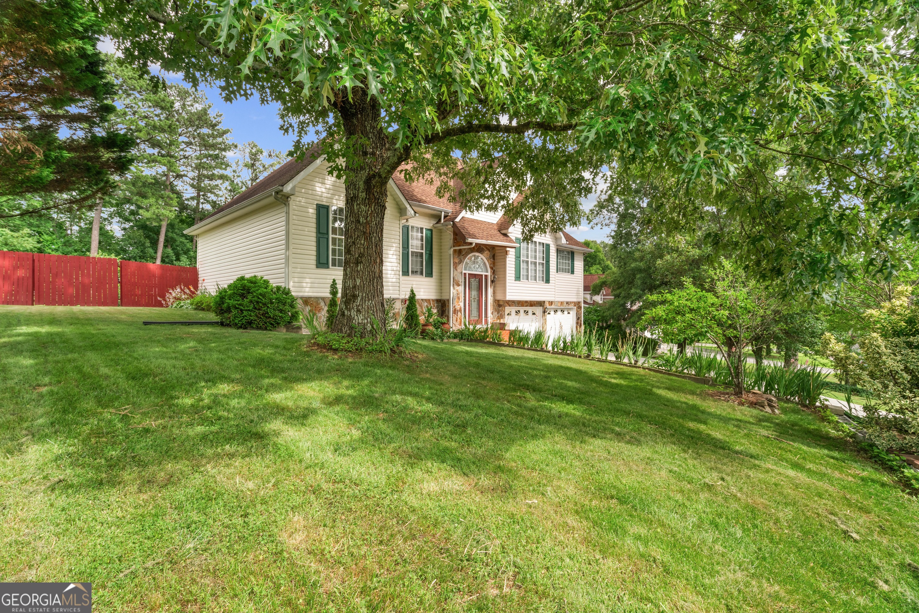 391 Wildwood Circle SE Calhoun GA 30701