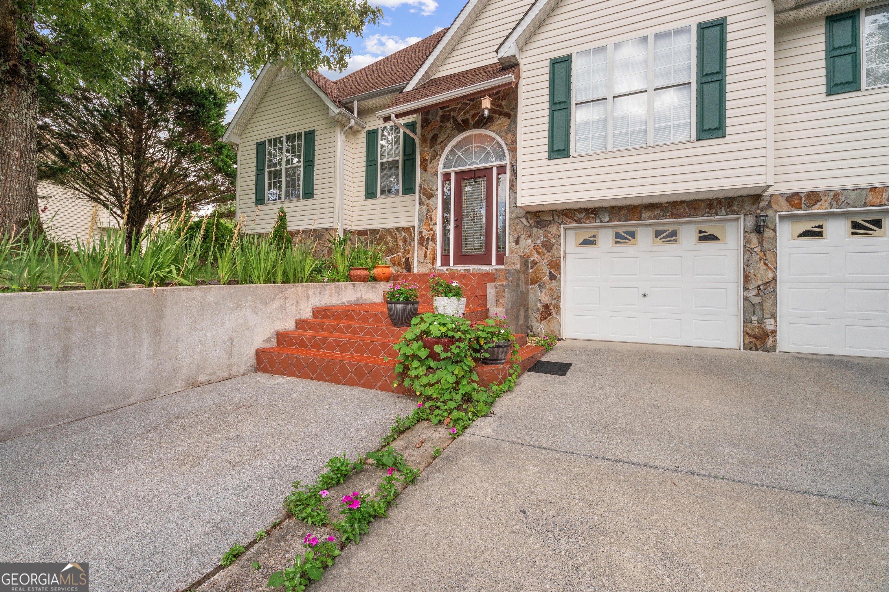 391 Wildwood Circle SE Calhoun GA 30701