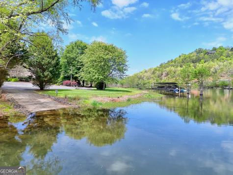 2265 Eastgate Drive Hiawassee GA 30546