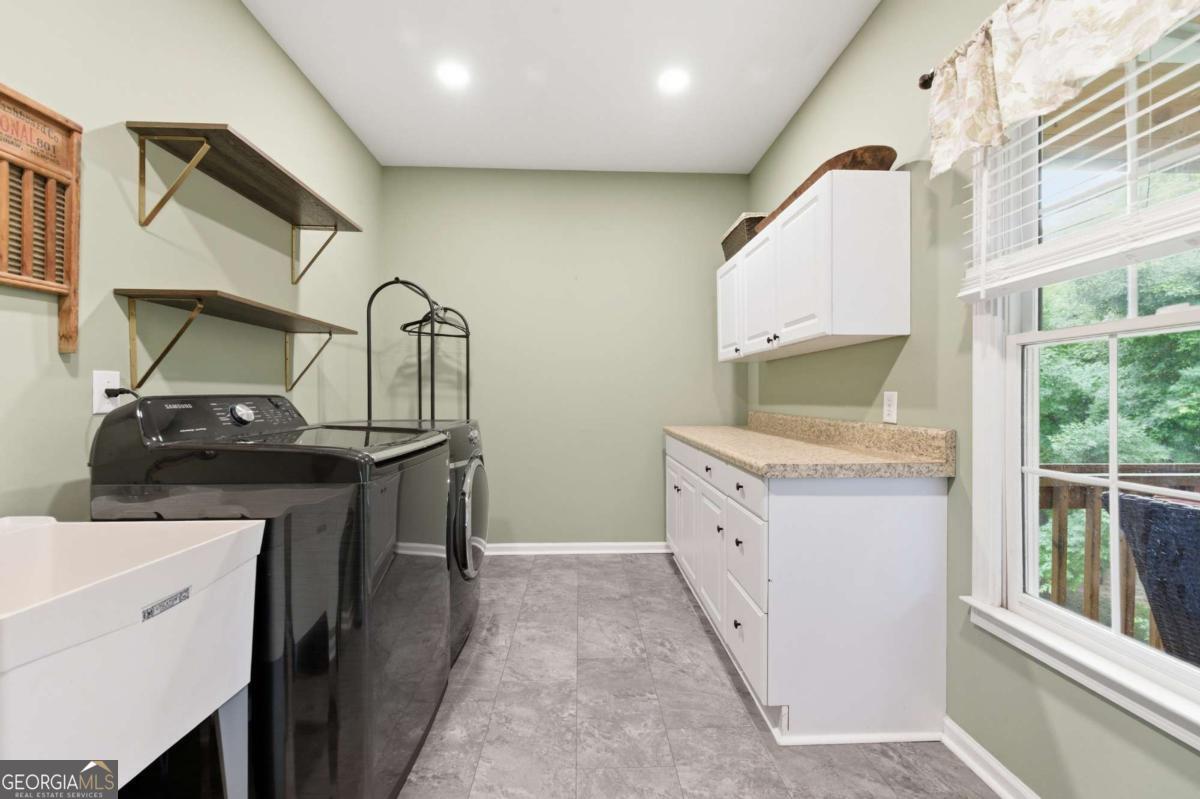 314 Lisa Lane Acworth GA 30102