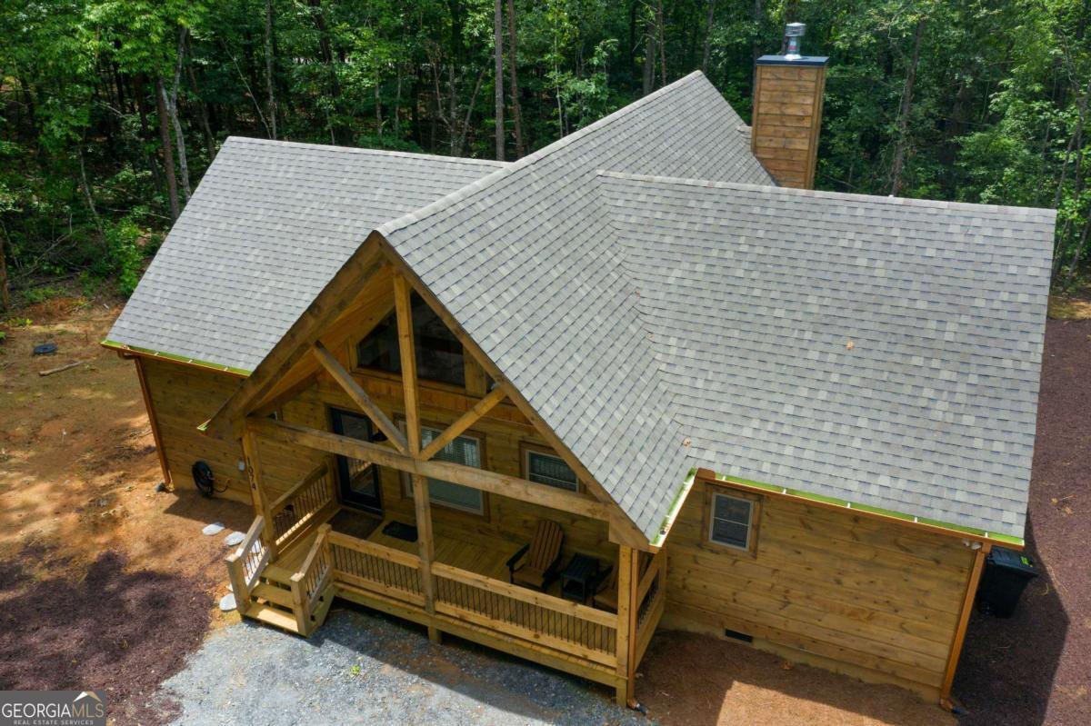 1074 Lees Ride Mccaysville GA 30555