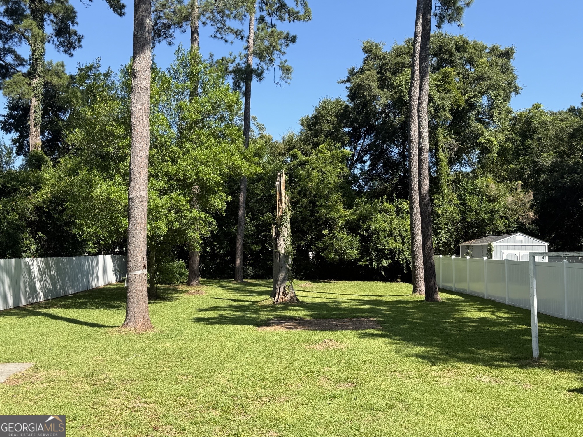108 W Peter Street Cochran GA 31014