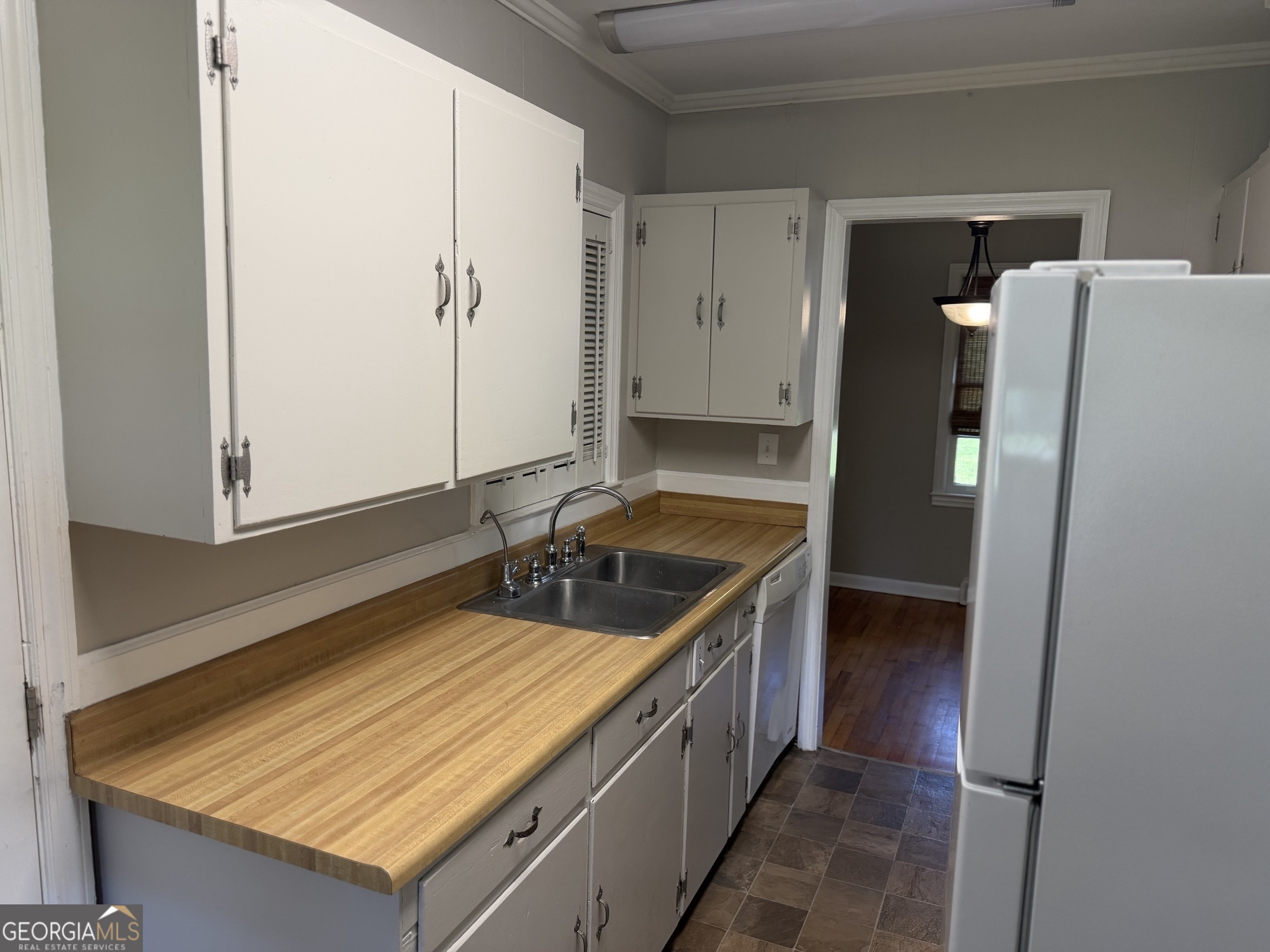 108 W Peter Street Cochran GA 31014