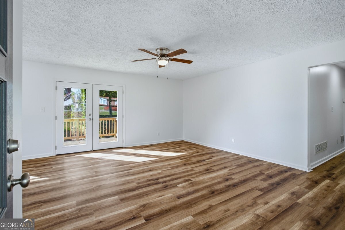 16 Rosenwald Drive Hampton GA 30228
