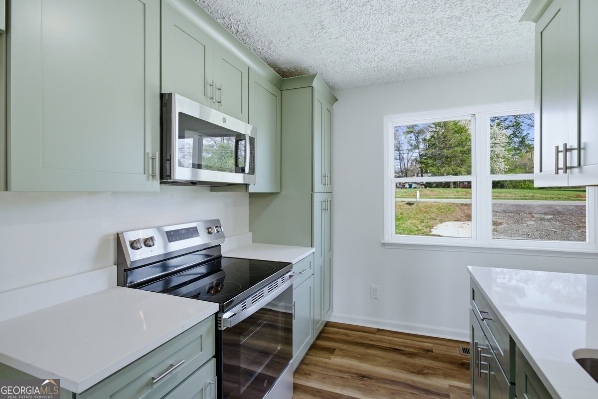 16 Rosenwald Drive Hampton GA 30228