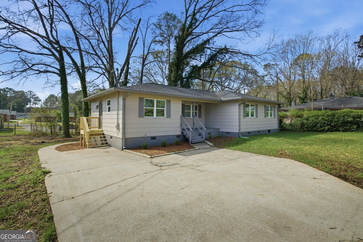 16 Rosenwald Drive Hampton GA 30228