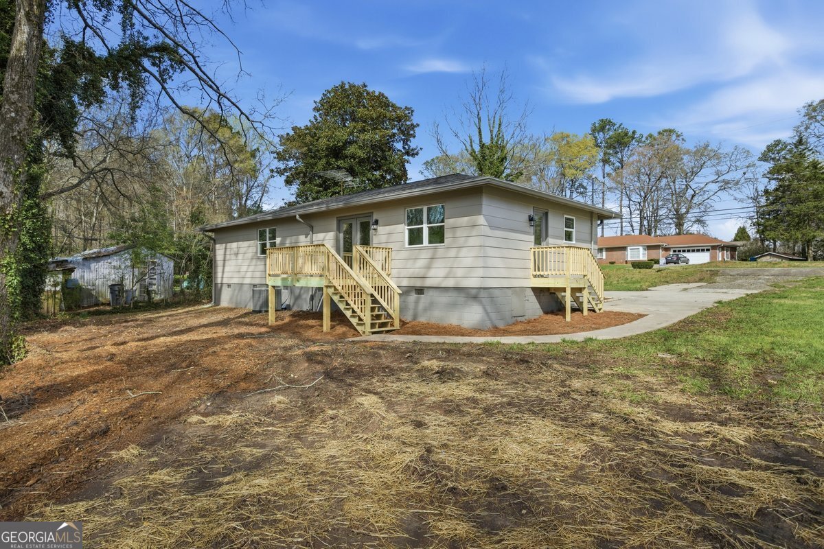 16 Rosenwald Drive Hampton GA 30228
