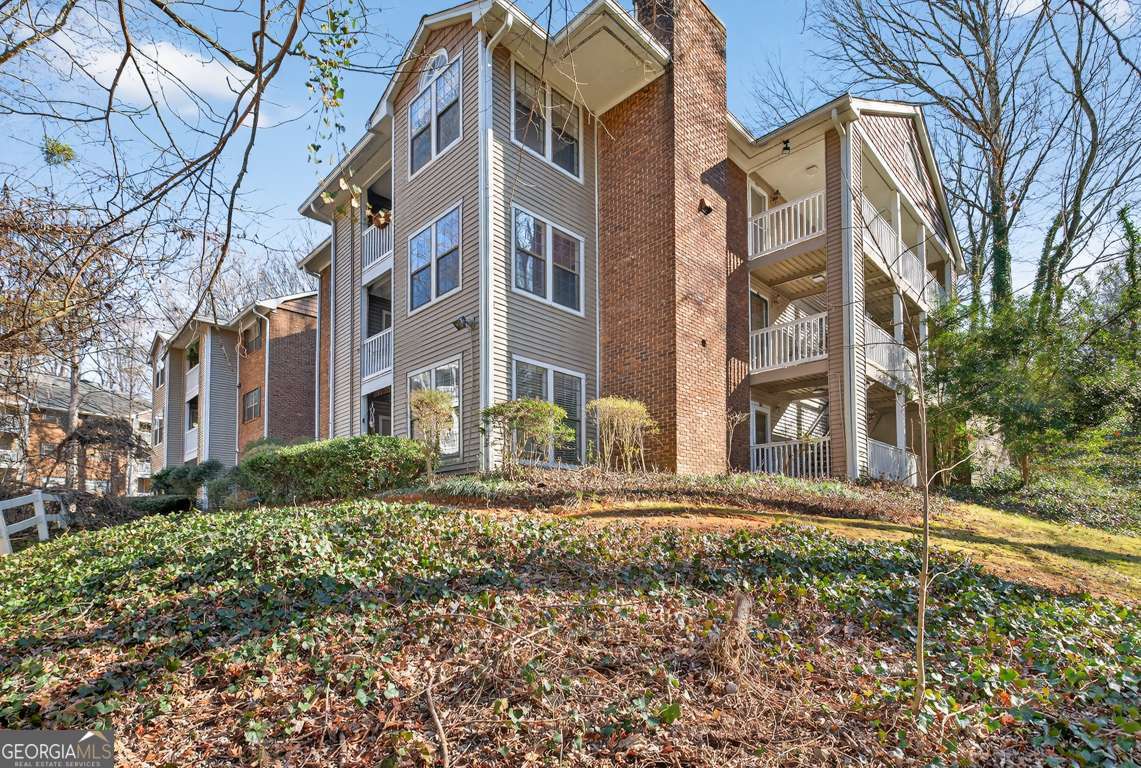201 Barrington Hills Drive Atlanta GA 30350