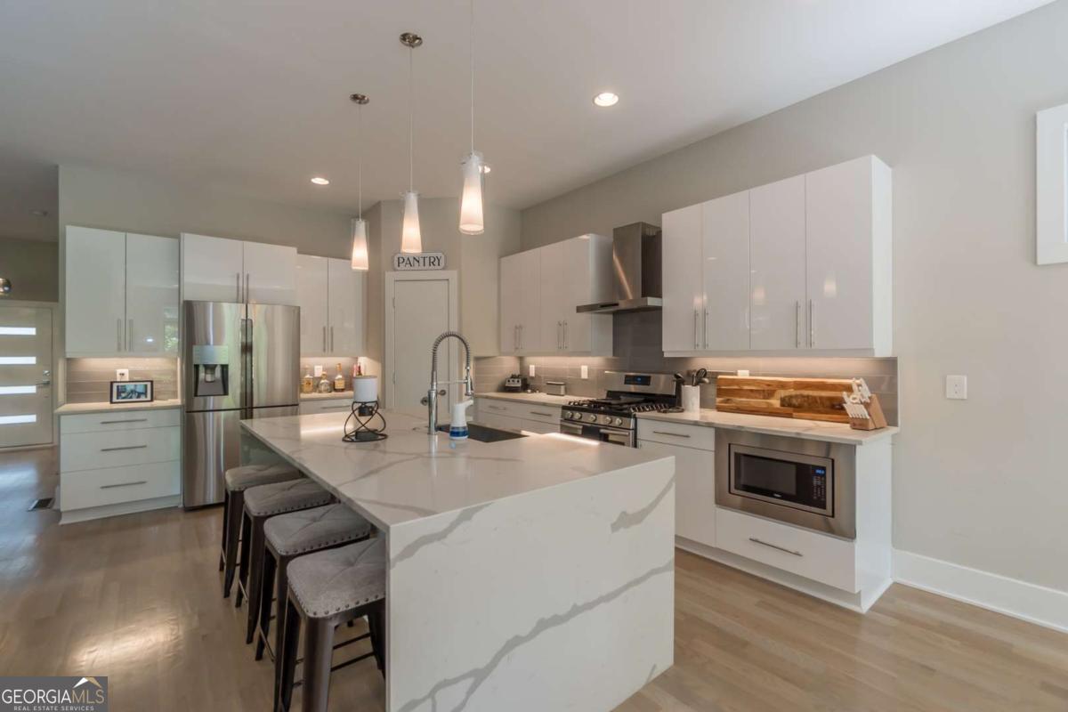 406 E Side Avenue SE Atlanta GA 30316