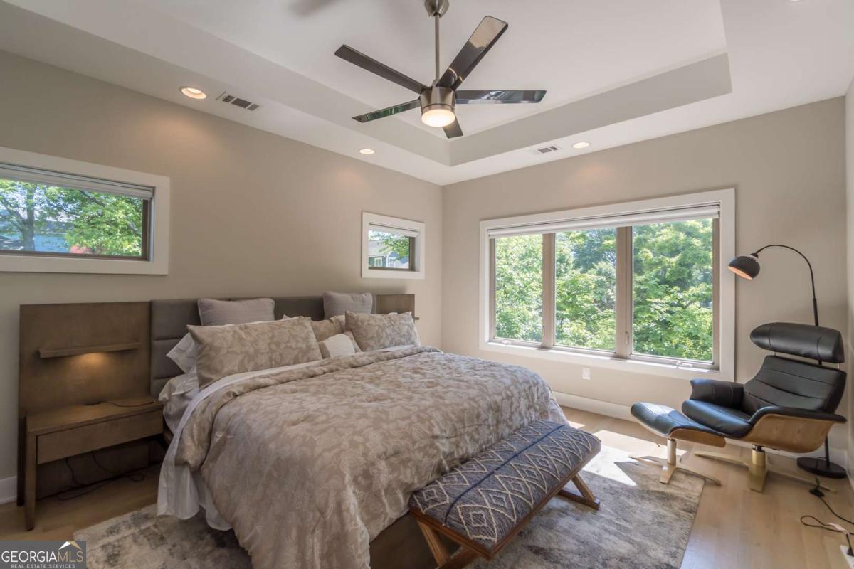 406 E Side Avenue SE Atlanta GA 30316