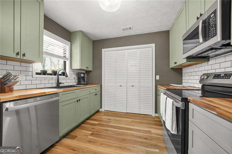 3839 Cowan Circle Acworth GA 30101
