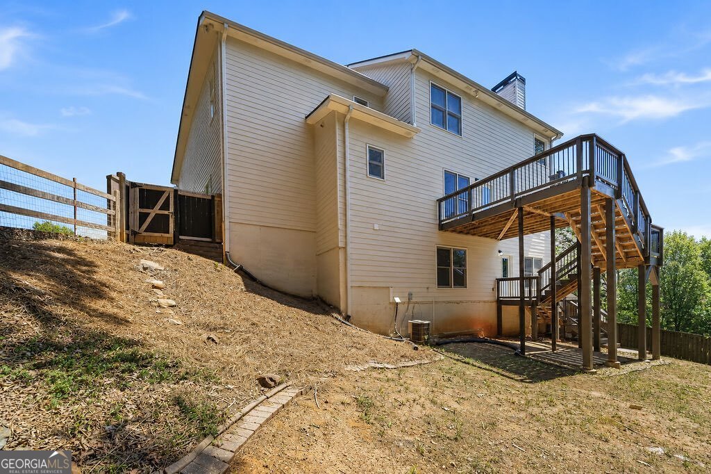 148 Crestview Drive Dallas GA 30157