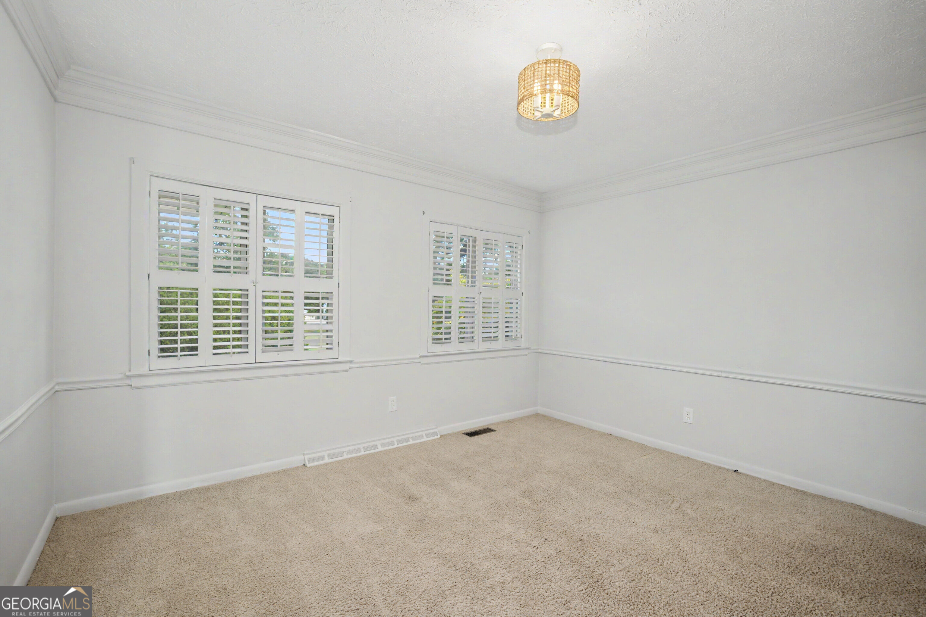 17962 Main Street Woodbury GA 30293