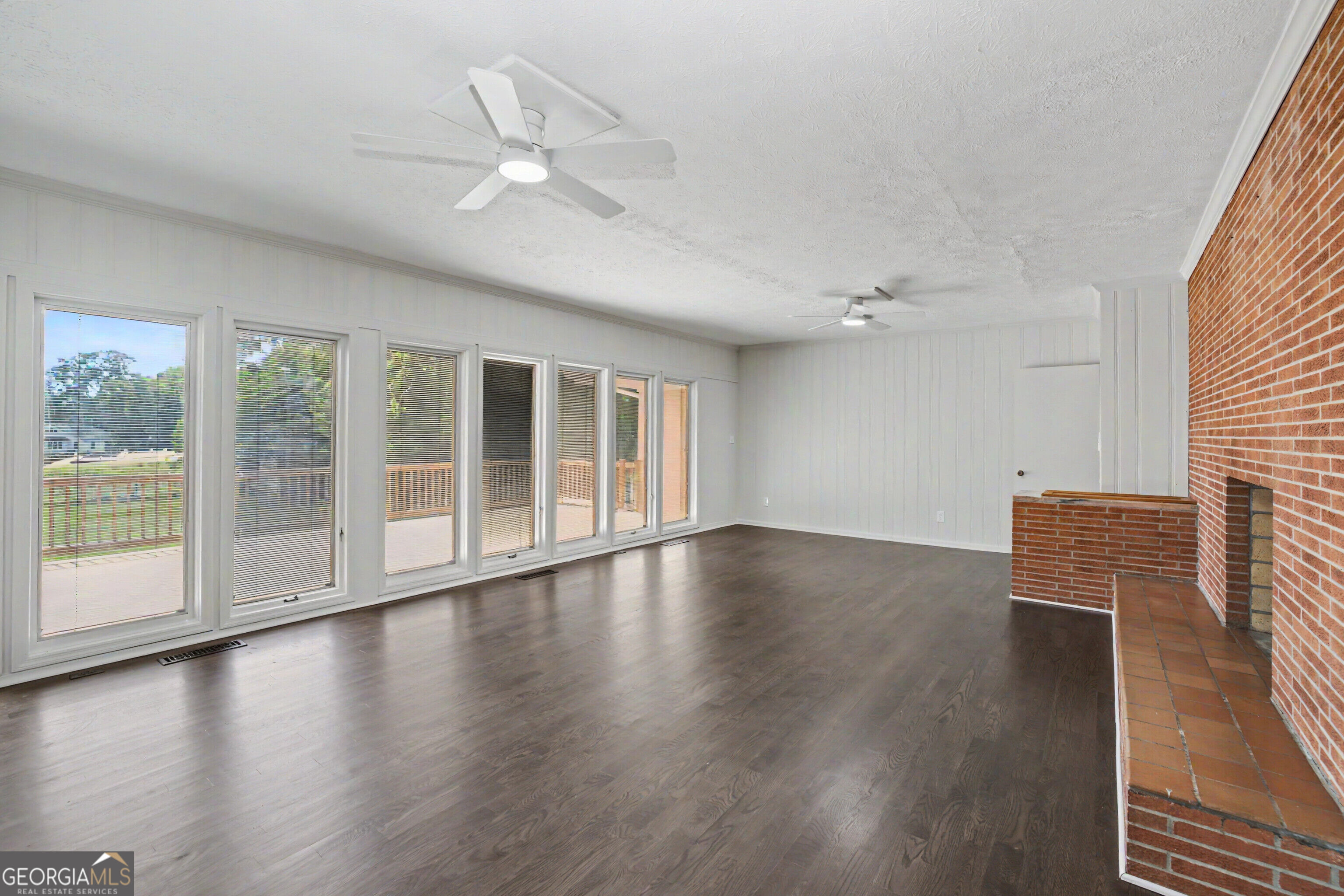 17962 Main Street Woodbury GA 30293