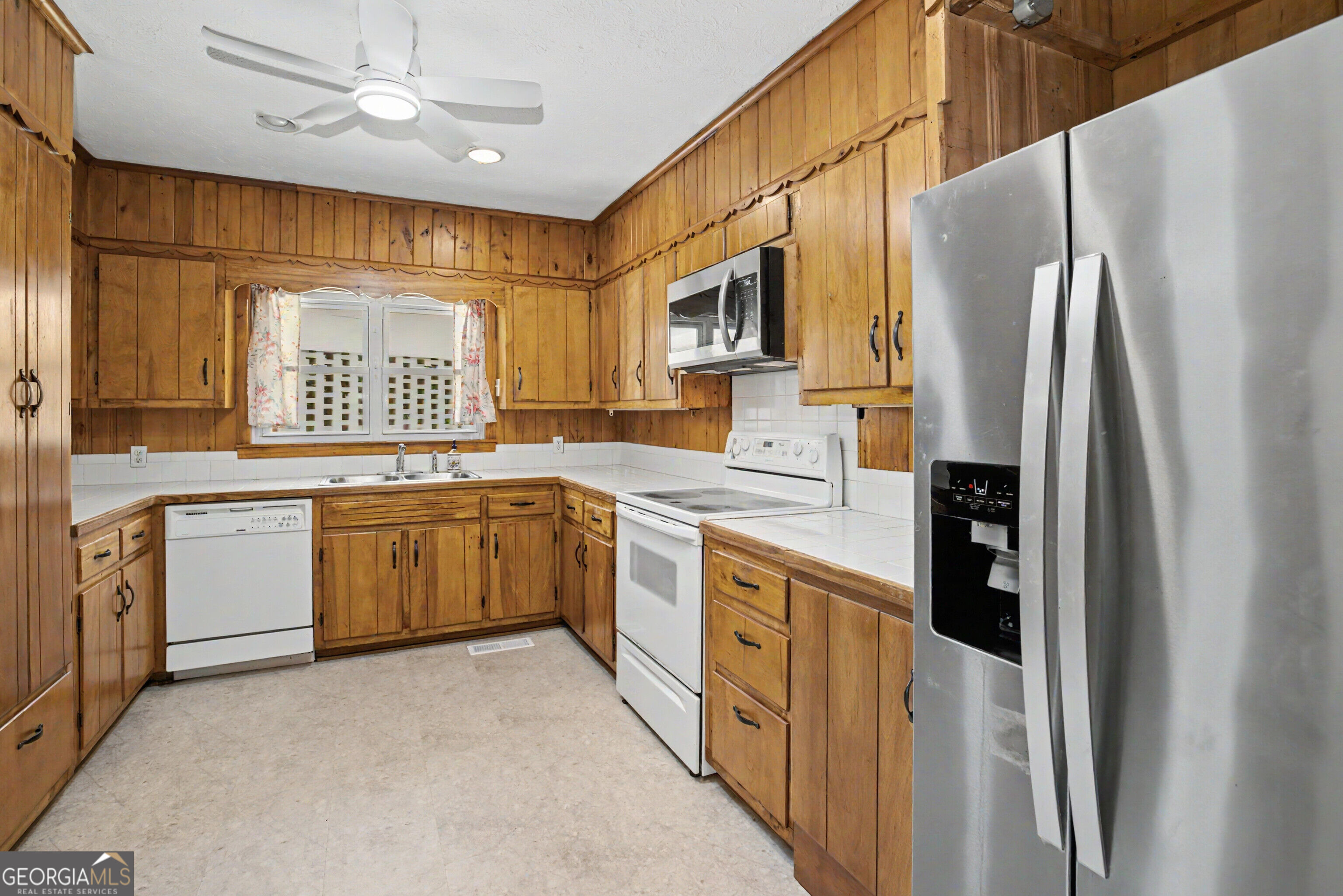 17962 Main Street Woodbury GA 30293