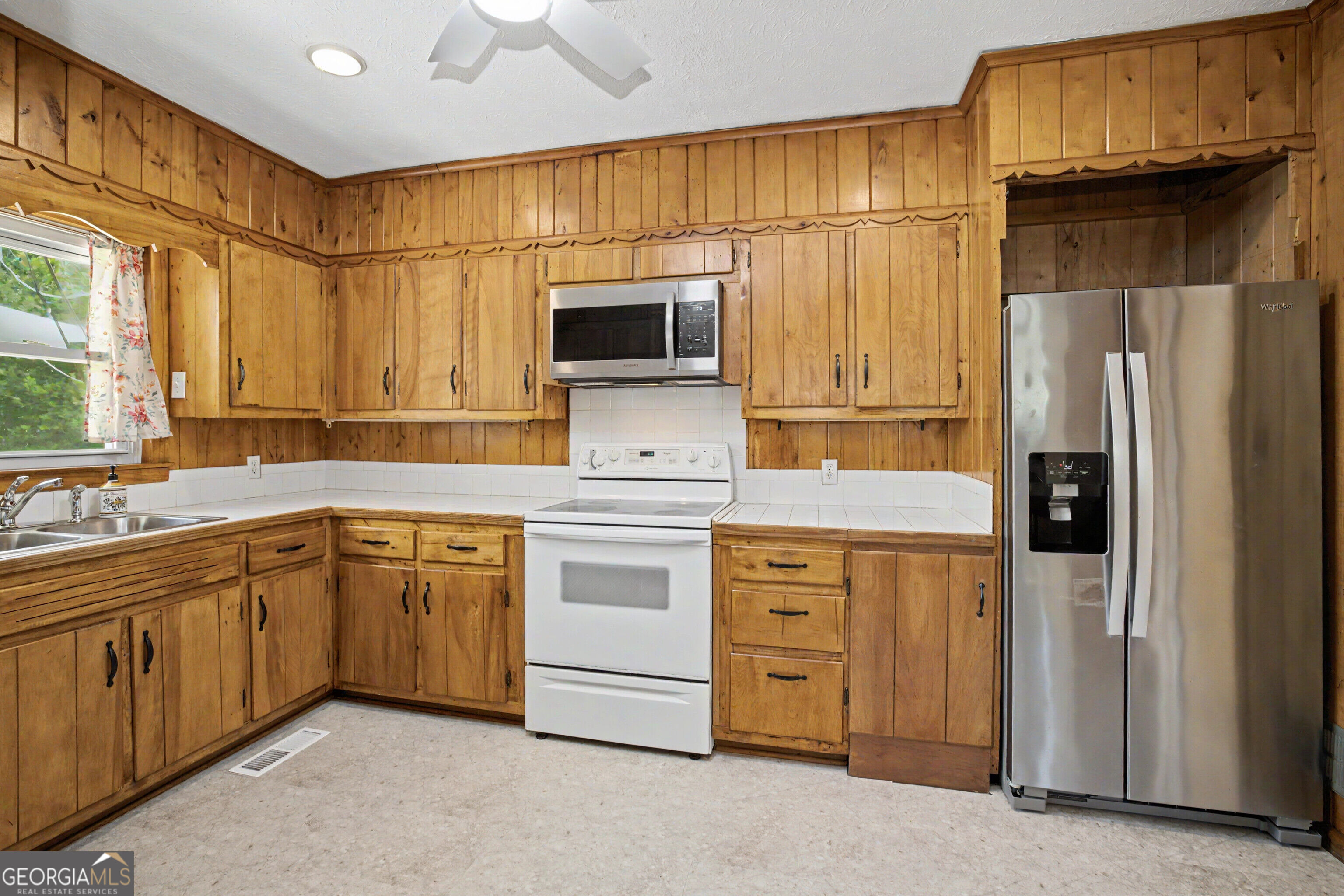 17962 Main Street Woodbury GA 30293