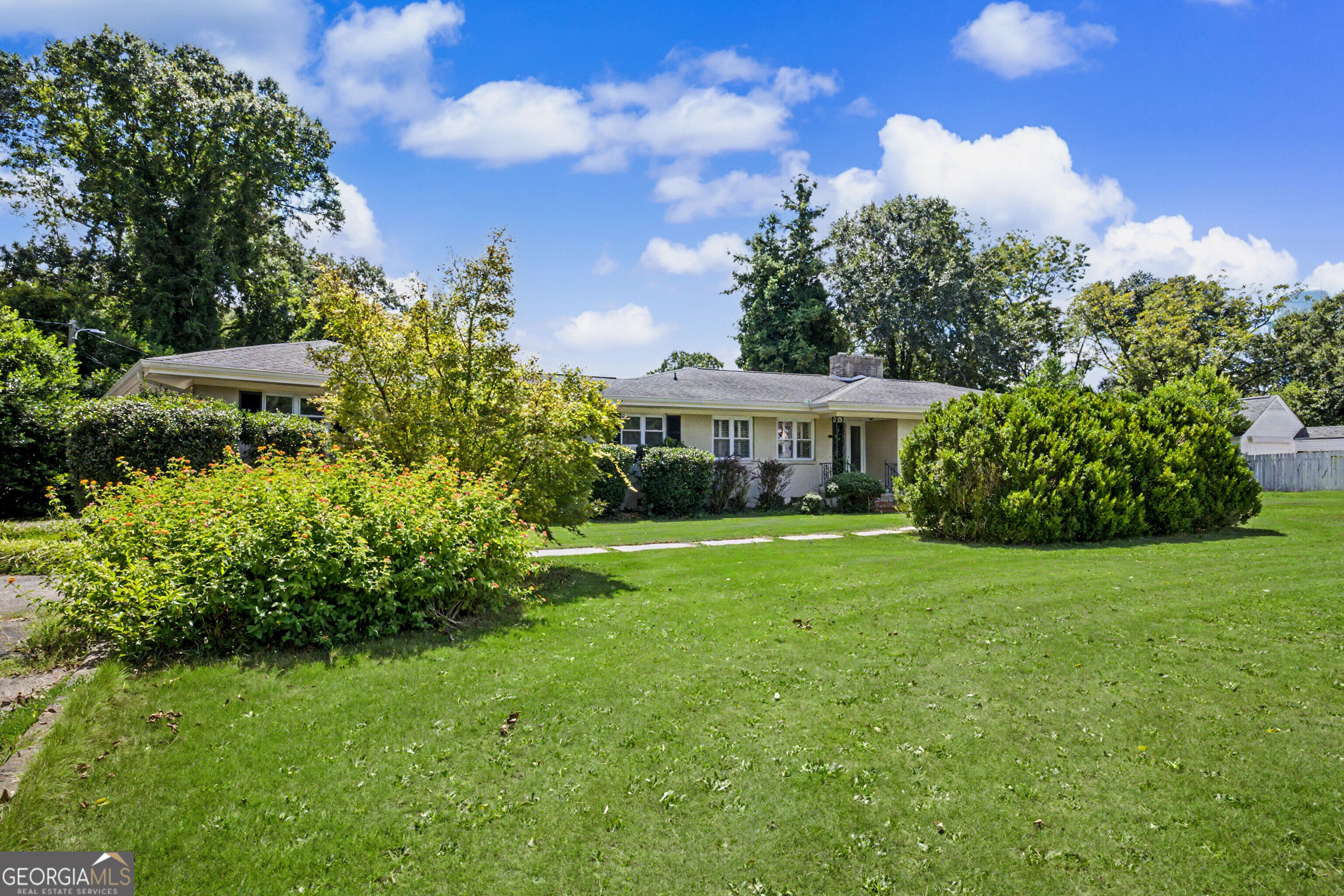 17962 Main Street Woodbury GA 30293