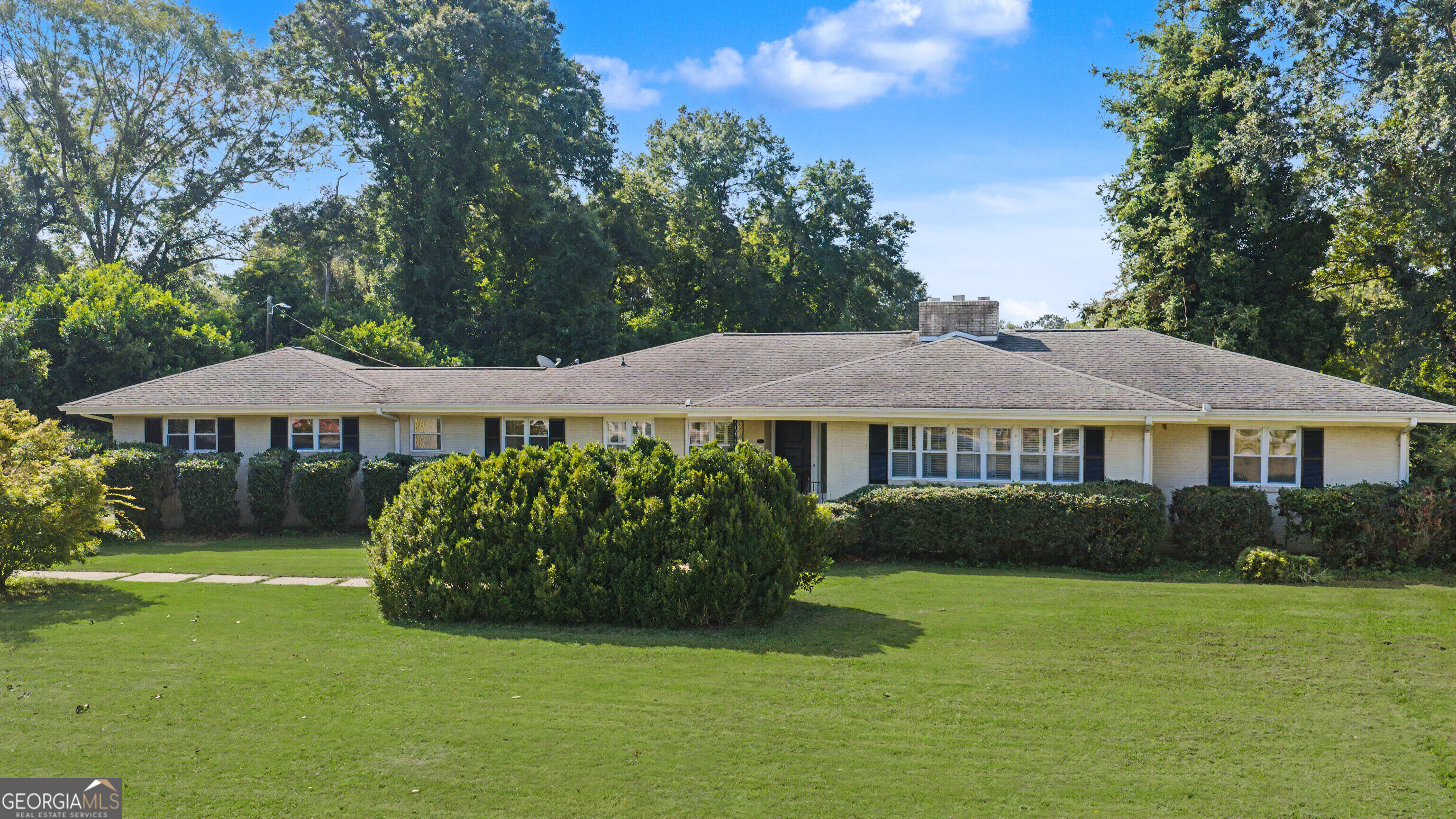 17962 Main Street Woodbury GA 30293