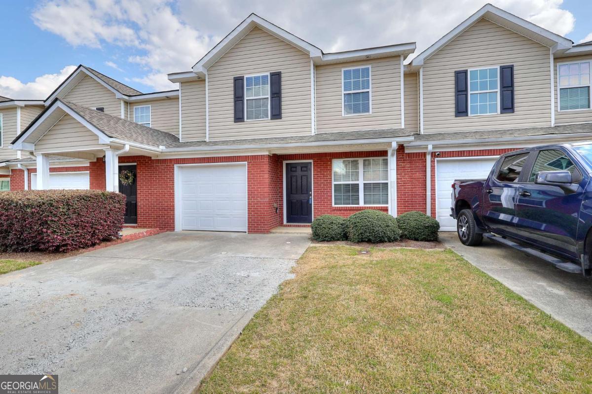 453 Tara Commons Circle Loganville GA 30052
