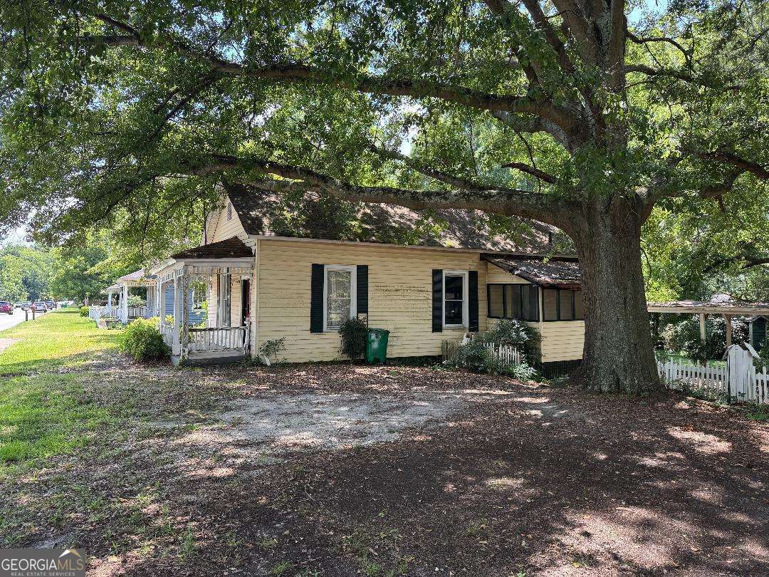 3260 E Ponce De Leon Avenue Scottdale GA 30079