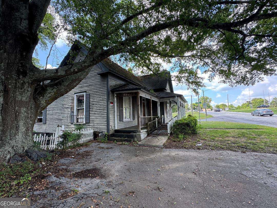 3260 E Ponce De Leon Avenue Scottdale GA 30079