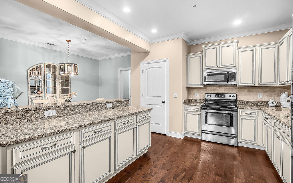 304 Reserve Lane St. Simons Island GA 31522
