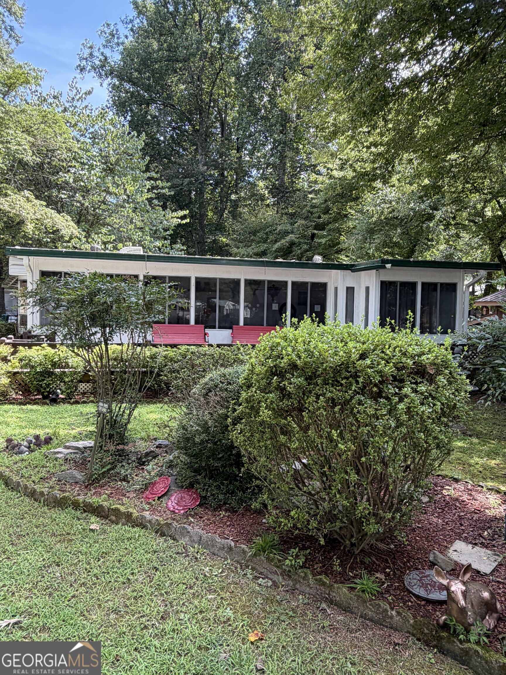 55 Riverside Pl Place Cleveland GA 30528