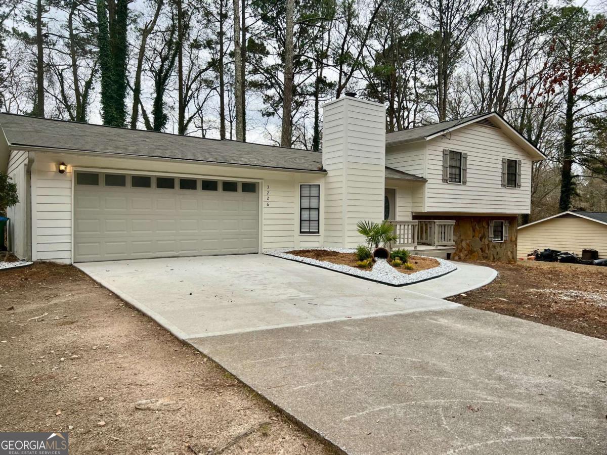 3226 Bruckner Boulevard Snellville GA 30078