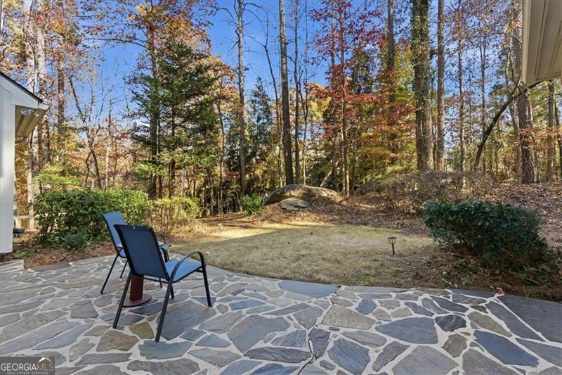 1525 Huntingford Drive Marietta GA 30068