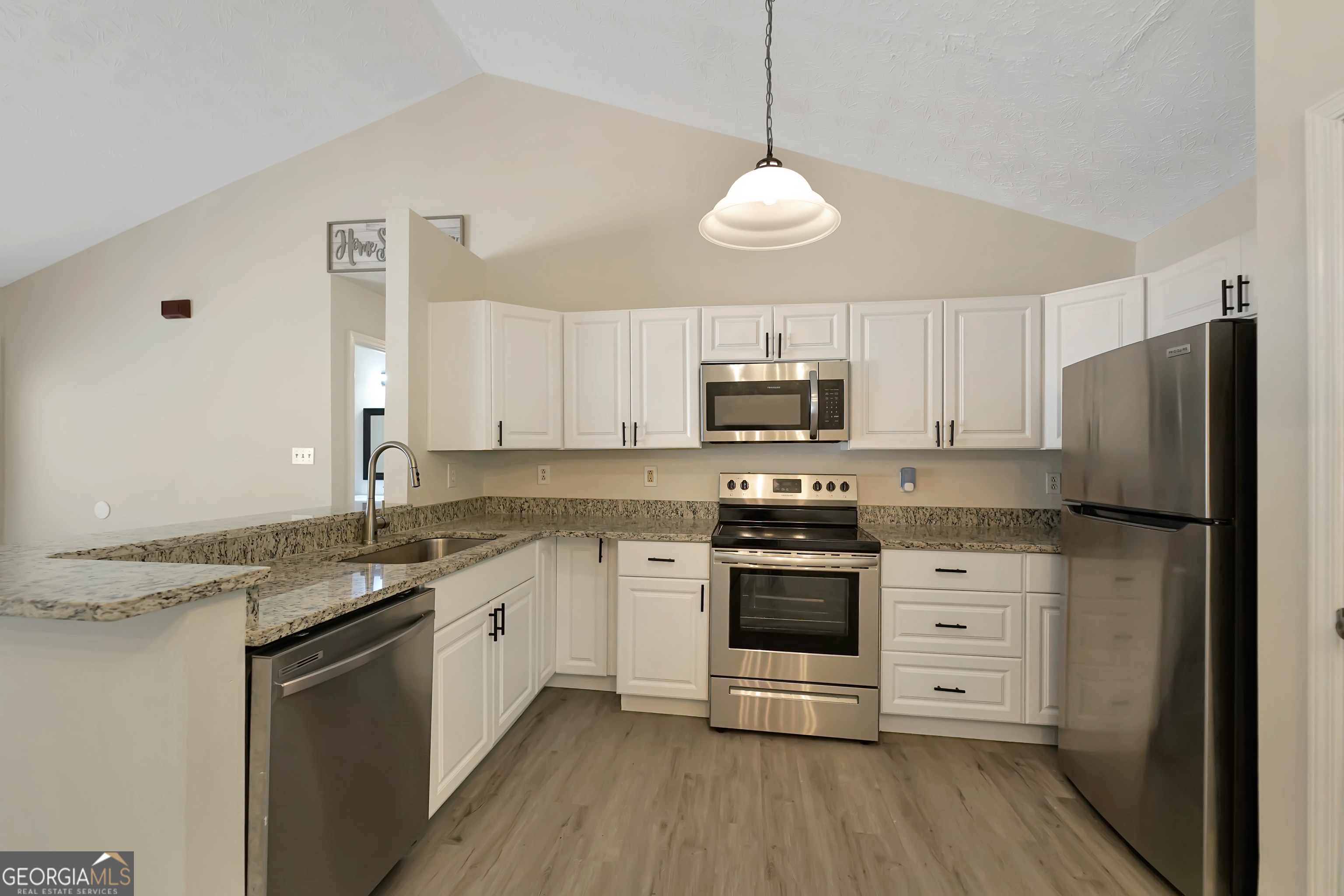 107 Woodridge Drive Stockbridge GA 30281