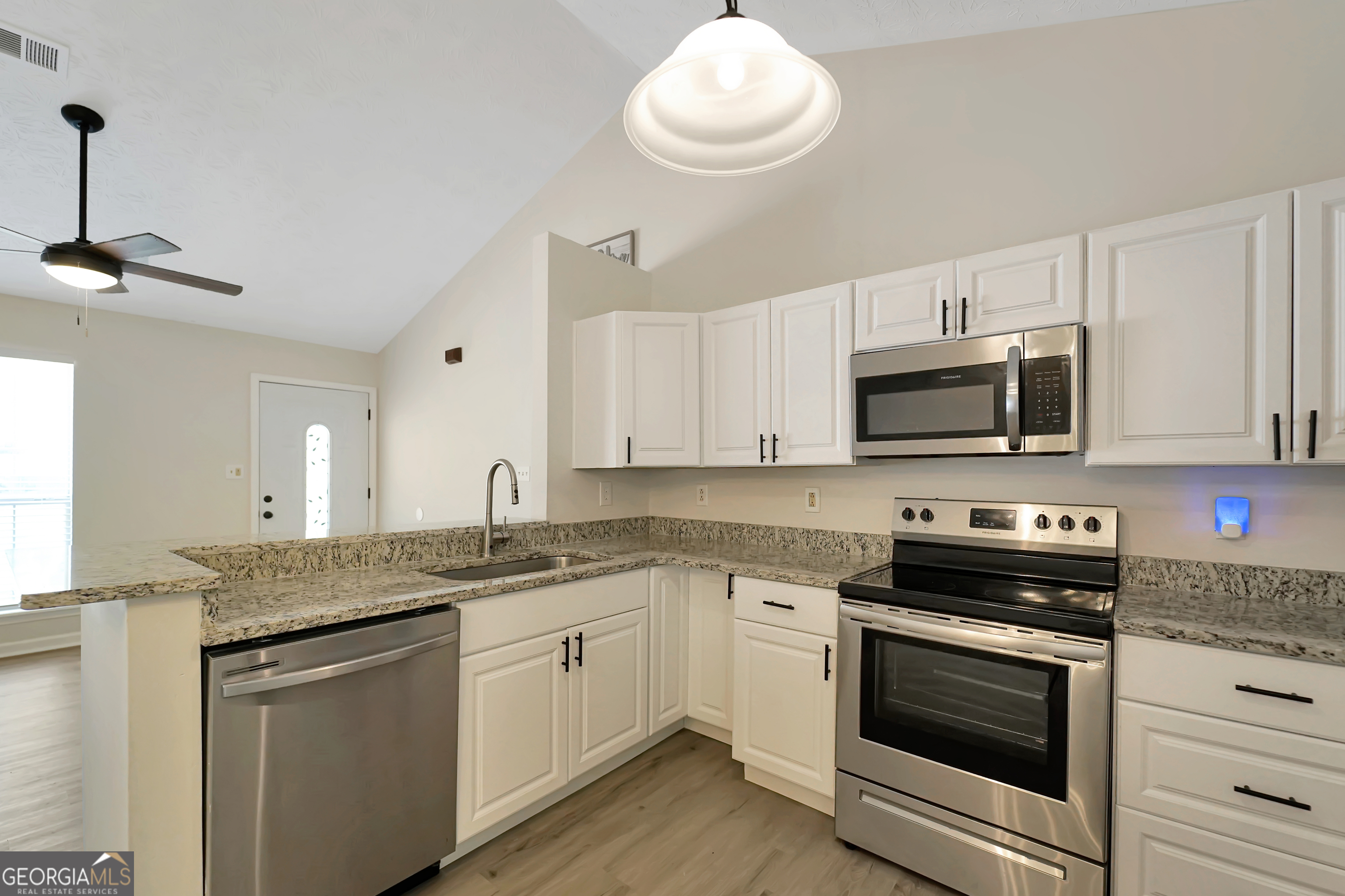 107 Woodridge Drive Stockbridge GA 30281