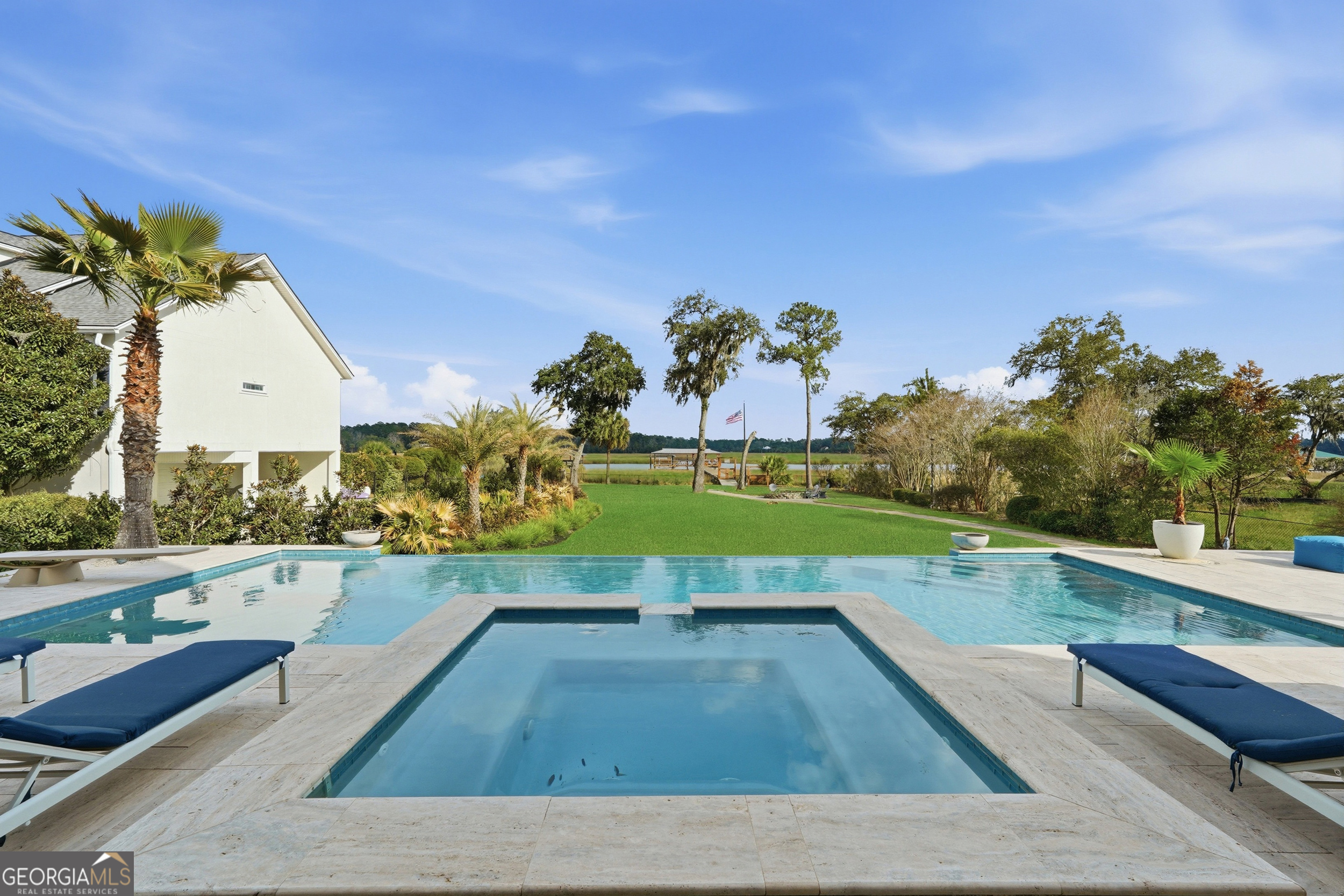 277 Catherine View Richmond Hill GA 31324
