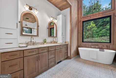 219 Staurolite Mountain Road Blue Ridge GA 30513