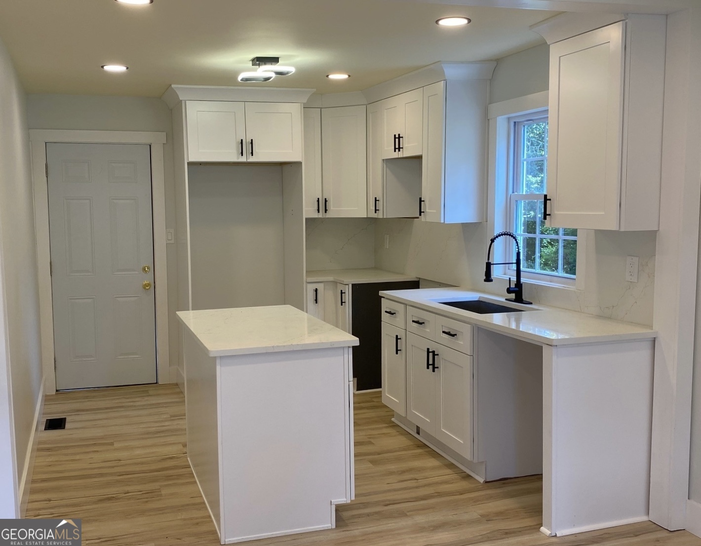 2039 Gober Avenue SE Smyrna GA 30080