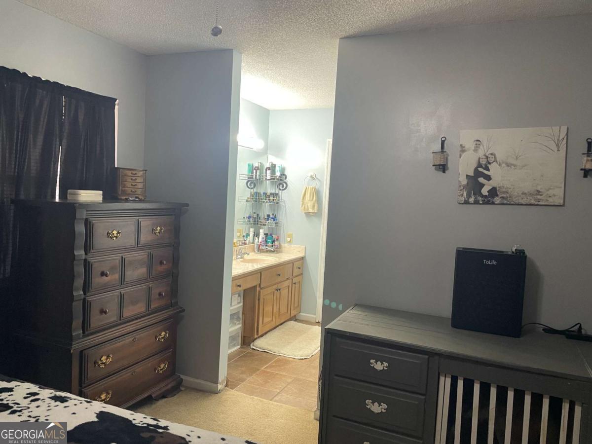 5041 Highway 169 Glennville GA 30427