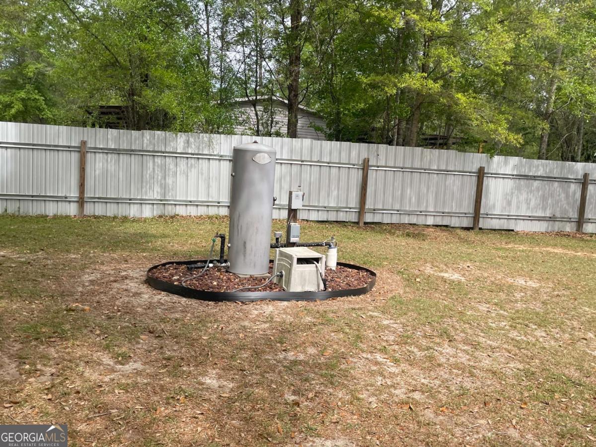 5041 Highway 169 Glennville GA 30427