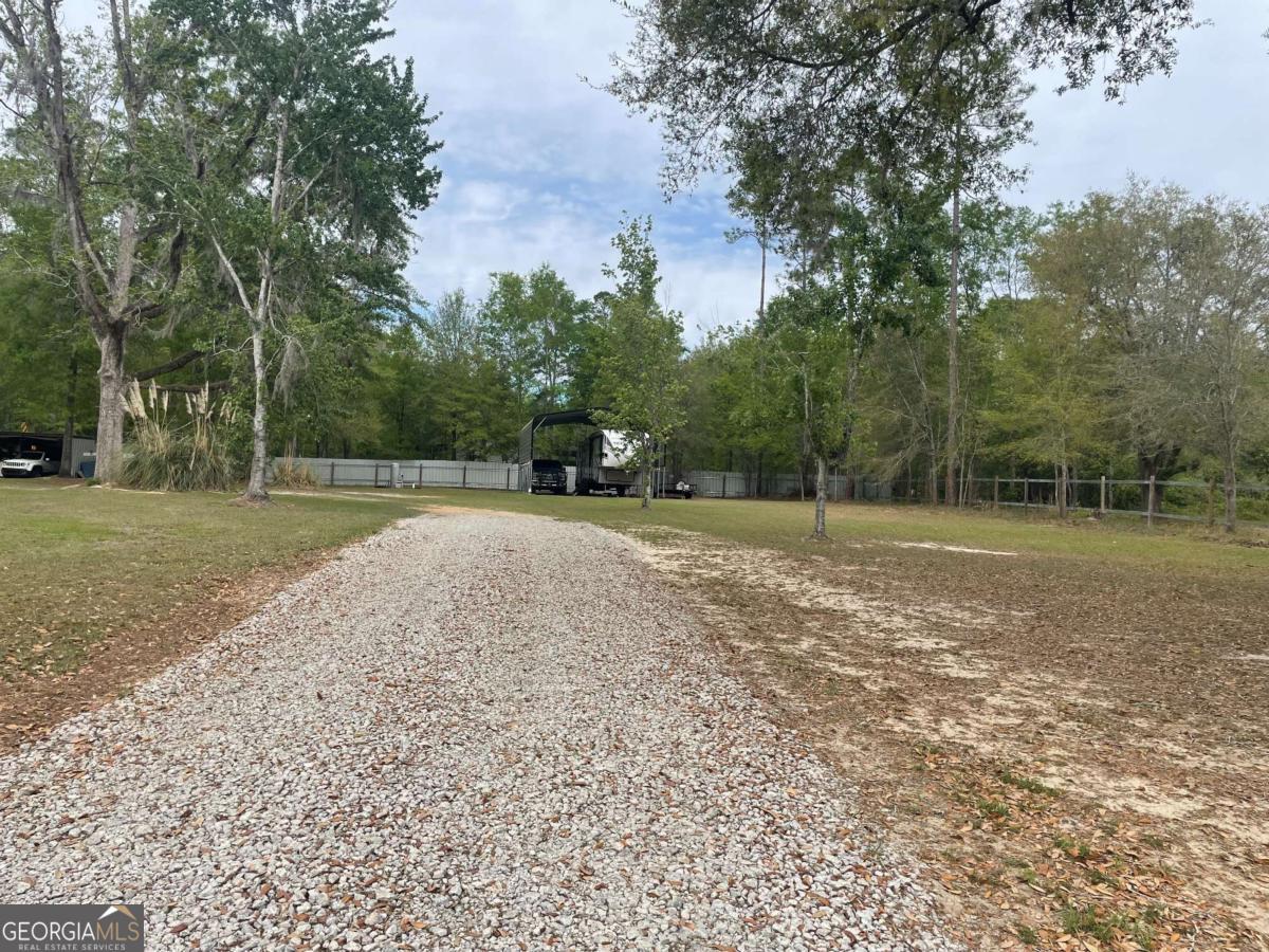 5041 Highway 169 Glennville GA 30427