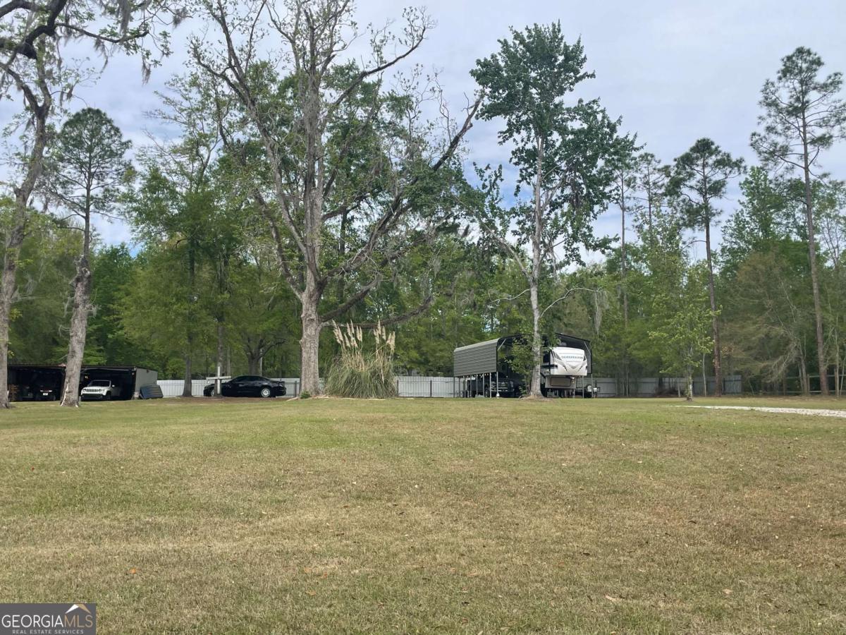 5041 Highway 169 Glennville GA 30427