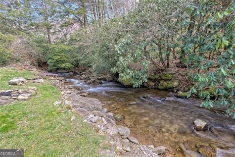 2960 Tate City Road Hayesville NC 28904