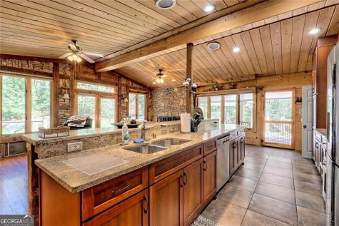 2960 Tate City Road Hayesville NC 28904
