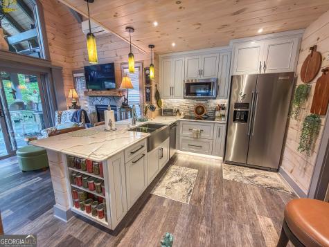 111 Wildflower Road Scaly Mountain NC 28775