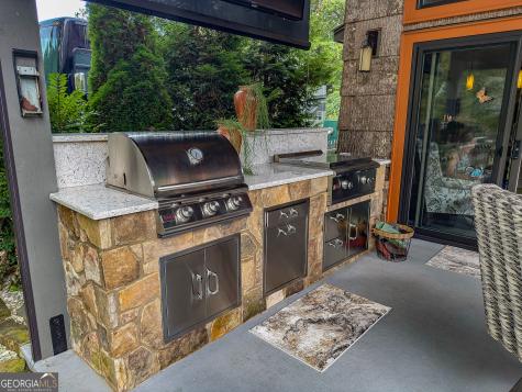 111 Wildflower Road Scaly Mountain NC 28775